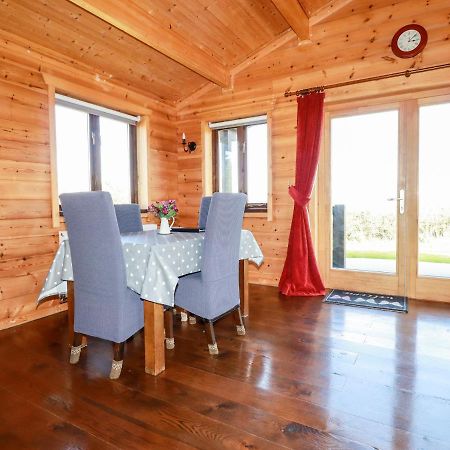 Willow Lodge ボドミン エクステリア 写真